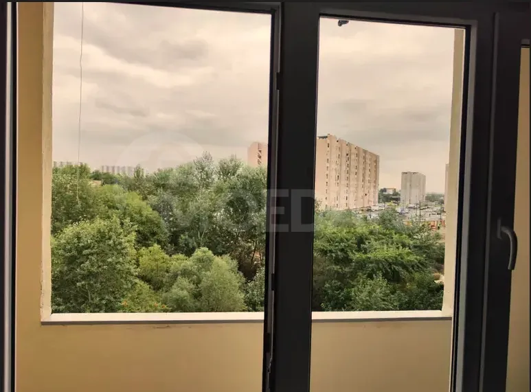 Apartments For Rent two-room 40м² 5/10 floor Tbilisi - photo 5