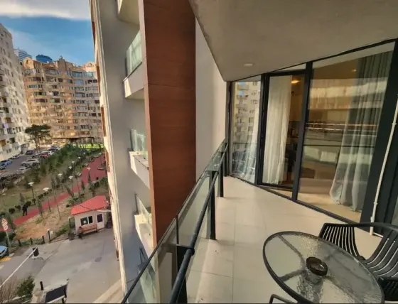 ქირავდება 2 ოთახიანი ბინა 67მ² 8/15 სართ თბილისი