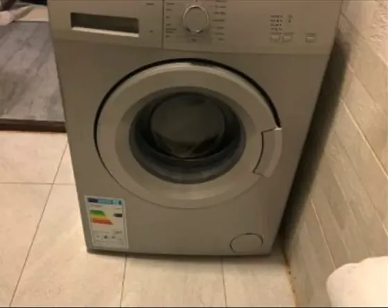 ქირავდება 2 ოთახიანი ბინა 8მ² 4/8 სართ თბილისი