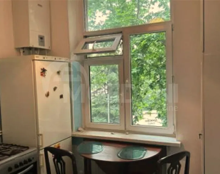 ქირავდება 2 ოთახიანი ბინა 40მ² 3/5 სართ თბილისი - photo 1