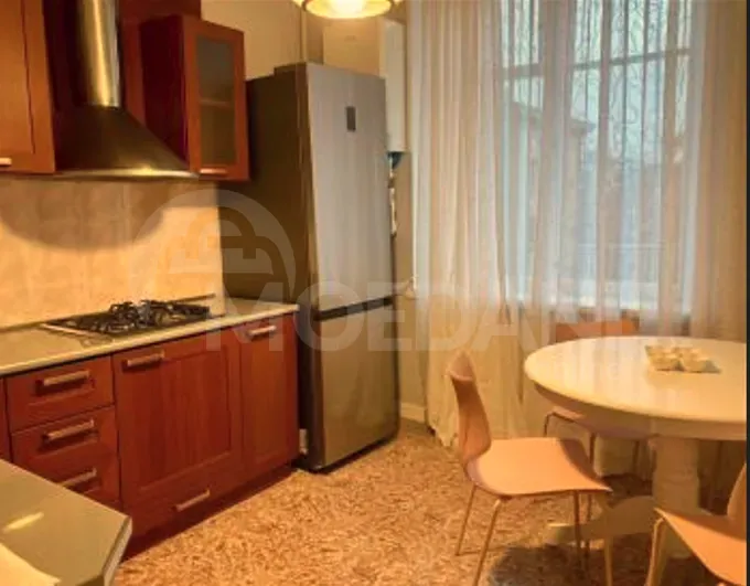 ქირავდება 3 ოთახიანი ბინა 100მ² 5/5 სართ თბილისი - photo 1