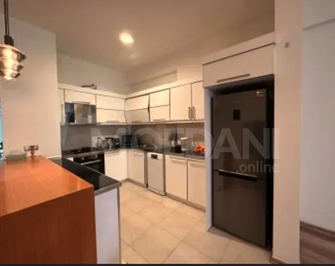 ქირავდება 3 ოთახიანი ბინა 130მ² 3/17 სართ თბილისი - photo 1