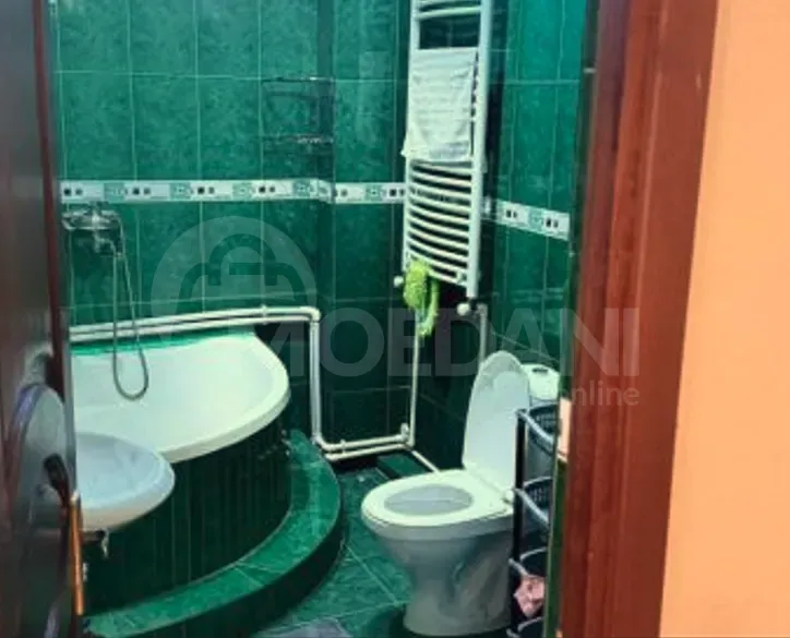 ქირავდება 2 ოთახიანი ბინა 75მ² 4/4 სართ თბილისი - photo 11