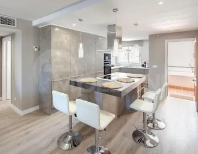 Сдам 3-комн. квартиру 102м² 6/12 эт. Тбилиси - изображение 2