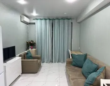 ქირავდება 2 ოთახიანი ბინა 60მ² 9/22 სართ თბილისი