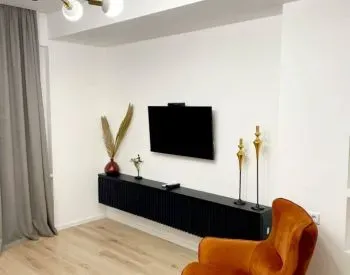 Apartments For Rent three-room 100м² 6/10 floor Tbilisi