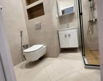 ქირავდება 2 ოთახიანი ბინა 53.7მ² 12/16 სართ თბილისი