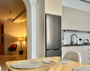 Apartments For Rent three-room 100м² 4/5 floor Tbilisi