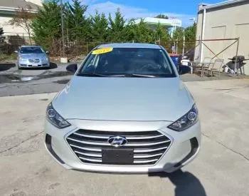 Hyundai Elantra 2017 თბილისი