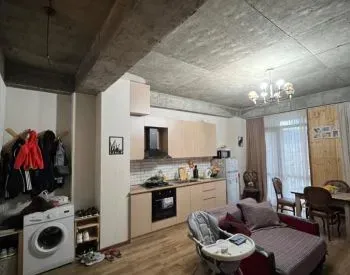 ქირავდება 2 ოთახიანი ბინა 52მ² 7/11 სართ თბილისი