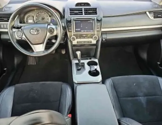 Toyota Camry 2014 თბილისი