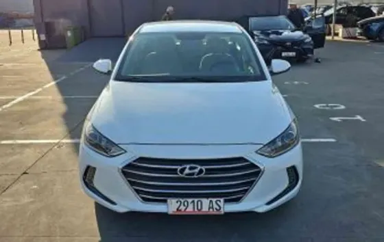 Hyundai Elantra 2017 თბილისი