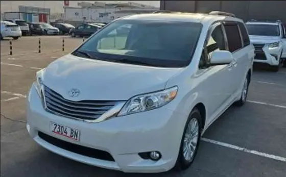 Toyota Sienna 2016 თბილისი