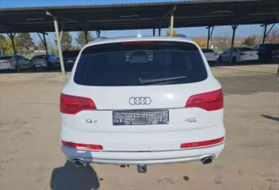 Audi Q7 2015 თბილისი