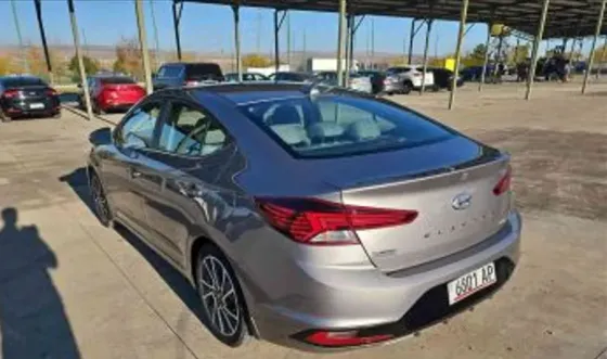 Hyundai Elantra 2020 თბილისი