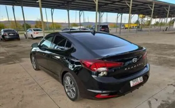 Hyundai Elantra 2020 თბილისი