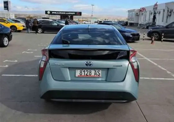 Toyota Prius 2017 თბილისი