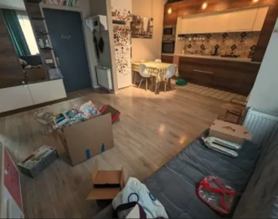 ქირავდება 2 ოთახიანი ბინა 70მ² 8/8 სართ თბილისი