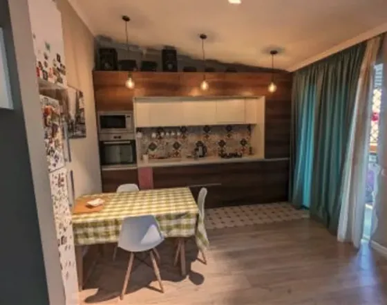 ქირავდება 2 ოთახიანი ბინა 70მ² 8/8 სართ თბილისი