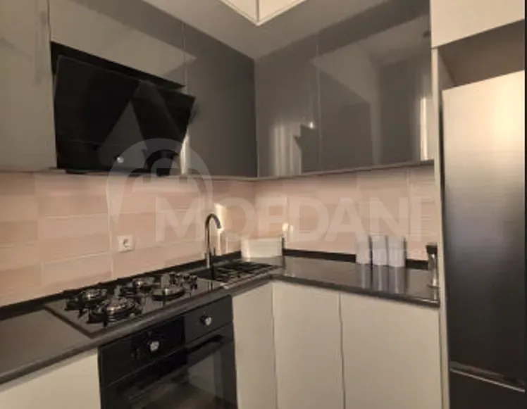 Сдам 2-комн. квартиру 45м² 4/5 эт. Тбилиси - изображение 2