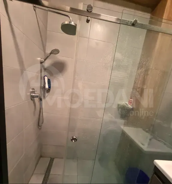 ქირავდება 2 ოთახიანი ბინა 55მ² 5/10 სართ თბილისი - photo 7