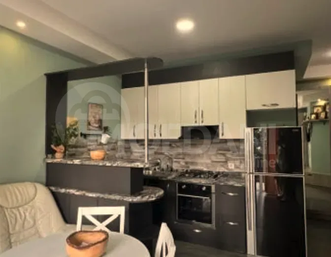 Сдам 3-комн. квартиру 54м² 3/7 эт. Тбилиси - изображение 1