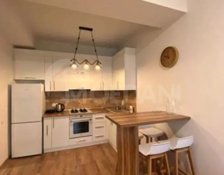 Сдам 3-комн. квартиру 65м² 3/10 эт. Тбилиси - изображение 1