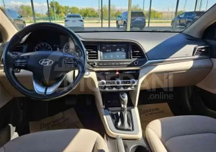 Hyundai Elantra 2019 Tbilisi - photo 5