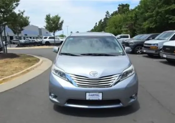 Toyota Sienna 2016 თბილისი