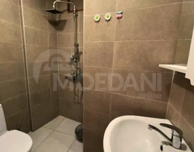 ქირავდება 2 ოთახიანი ბინა 60მ² 2/3 სართ თბილისი - photo 7