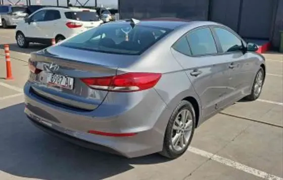 Hyundai Elantra 2018 თბილისი