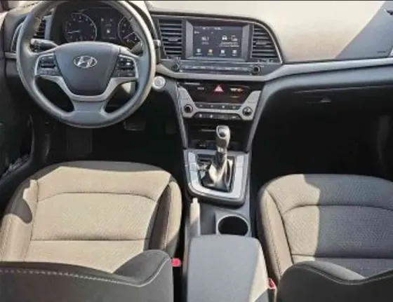 Hyundai Elantra 2018 თბილისი