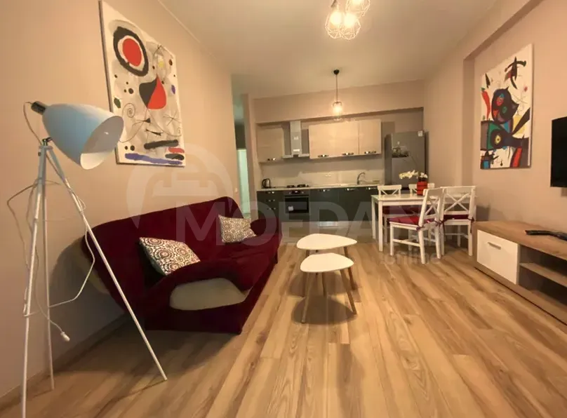 ქირავდება 2 ოთახიანი ბინა 70მ² 6/22 სართ თბილისი - photo 1