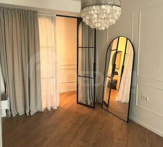 ქირავდება 3 ოთახიანი ბინა 130მ² 15/20 სართ თბილისი - photo 6