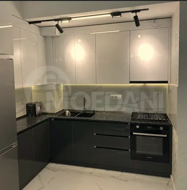 ქირავდება 2 ოთახიანი ბინა 62მ² 8/18 სართ თბილისი - photo 9