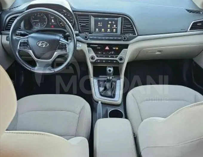 Hyundai Elantra 2017 Tbilisi - photo 6