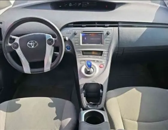 Toyota Prius 2014 თბილისი