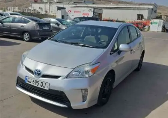 Toyota Prius 2014 თბილისი