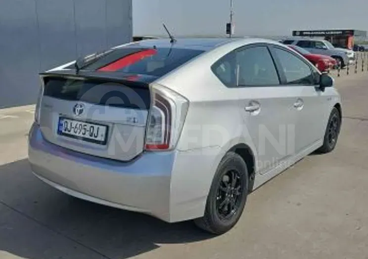 Toyota Prius 1.8L 2014 Тбилиси - изображение 4