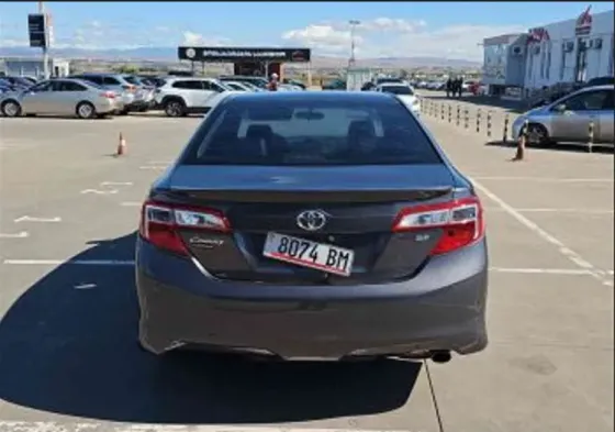 Toyota Camry 2014 თბილისი