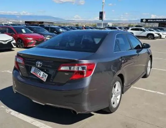 Toyota Camry 2014 თბილისი