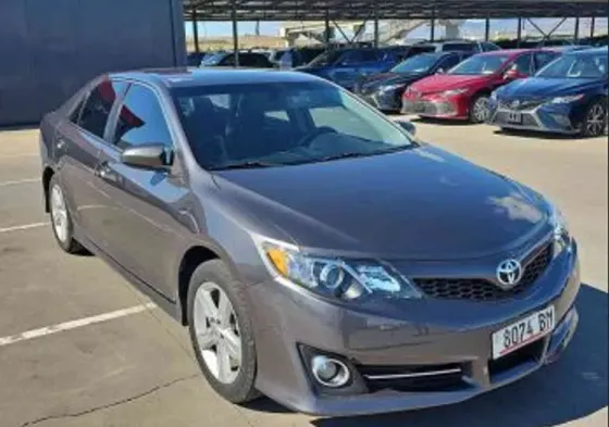 Toyota Camry 2014 თბილისი