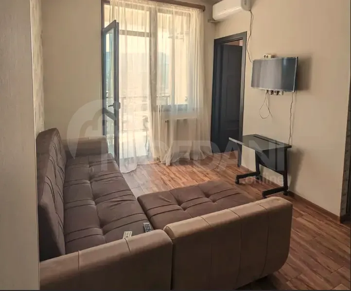 ქირავდება 2 ოთახიანი ბინა 50მ² 9/12 სართ თბილისი - photo 1