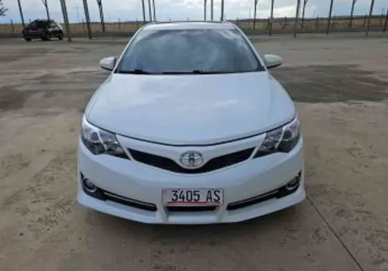 Toyota Camry 2014 თბილისი