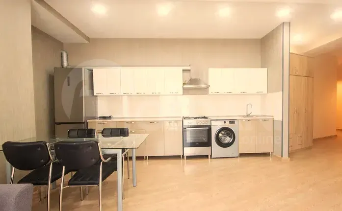 ქირავდება 2 ოთახიანი ბინა 75მ² 6/13 სართ თბილისი - photo 6