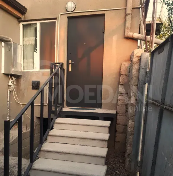 Сдам 2-комн. квартиру 40м² 1/1 эт. Тбилиси - изображение 4