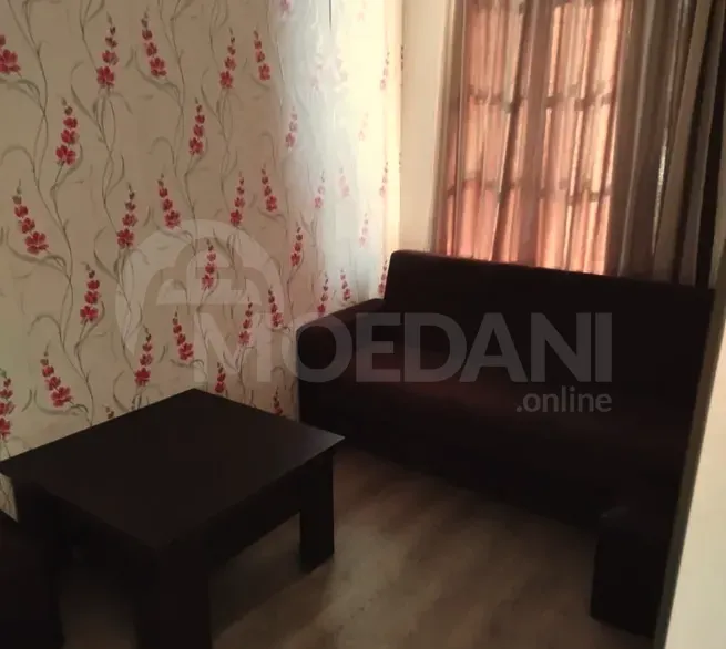 Сдам 2-комн. квартиру 40м² 1/1 эт. Тбилиси - изображение 3