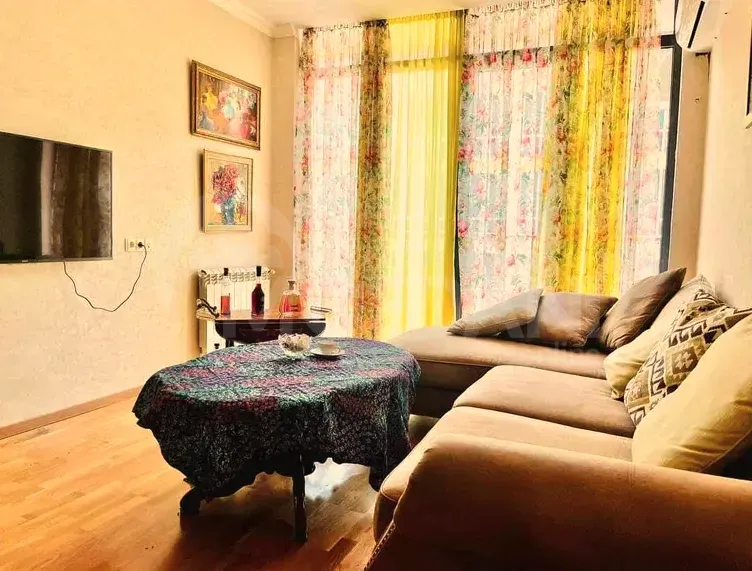 ქირავდება 2 ოთახიანი ბინა 67მ² 2/8 სართ თბილისი - photo 6