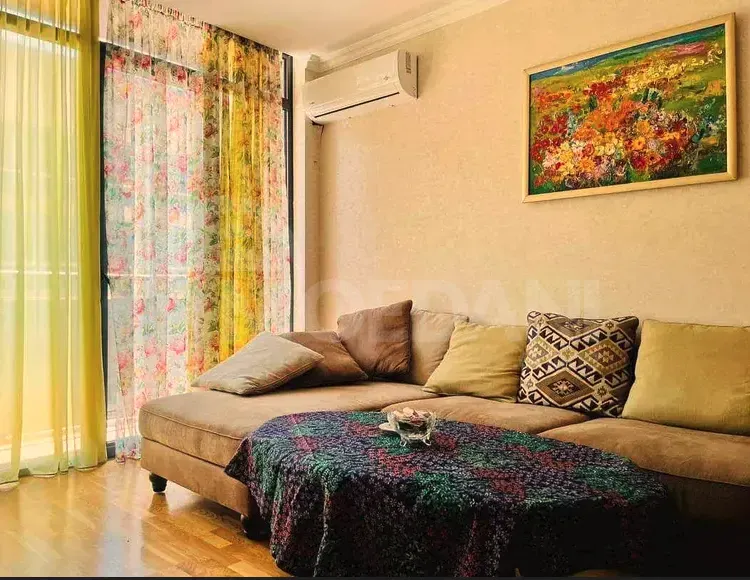 ქირავდება 2 ოთახიანი ბინა 67მ² 2/8 სართ თბილისი - photo 1