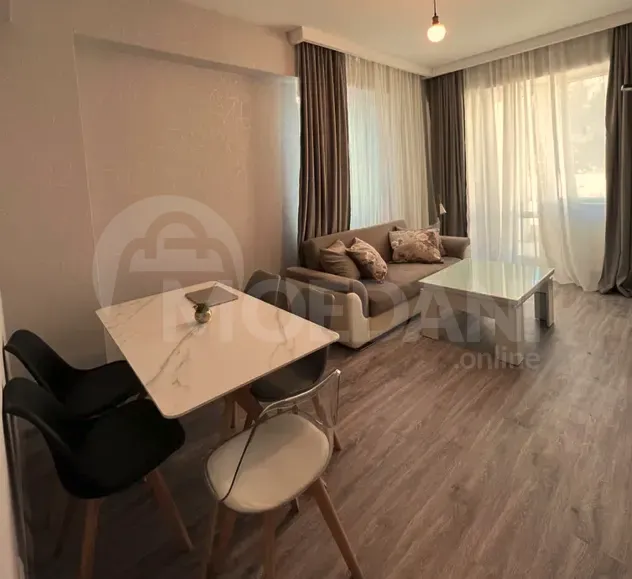 Сдам 3-комн. квартиру 150м² 3/15 эт. Тбилиси - изображение 1